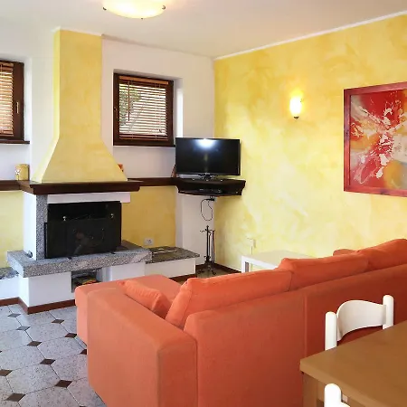 Casa Cinzia 199s Holiday home *